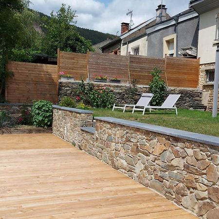 Gite En Bord De Meuse Montherme Bagian luar foto