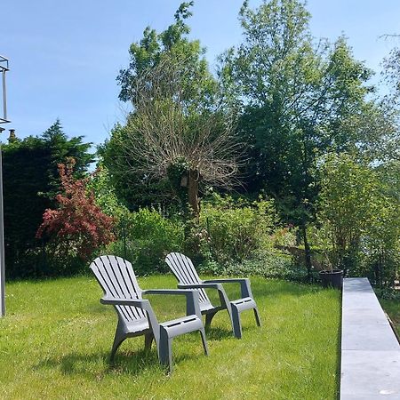 Gite En Bord De Meuse Montherme Bagian luar foto