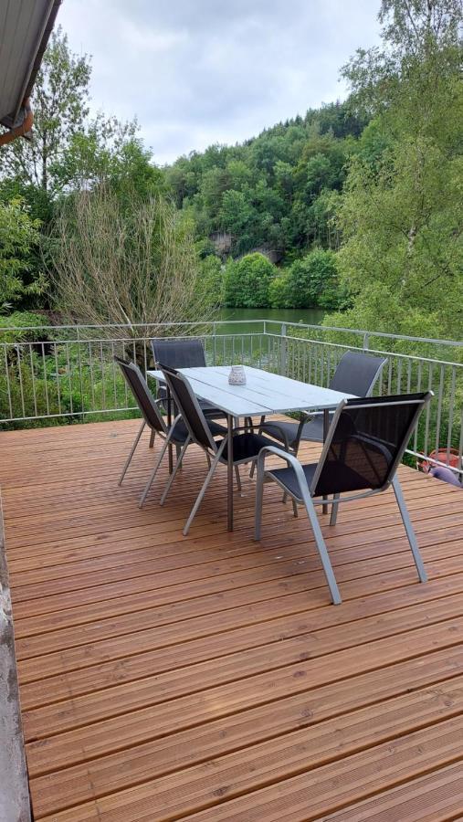 Gite En Bord De Meuse Montherme Bagian luar foto