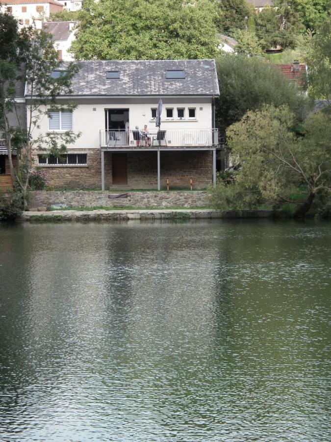 Gite En Bord De Meuse Montherme Bagian luar foto